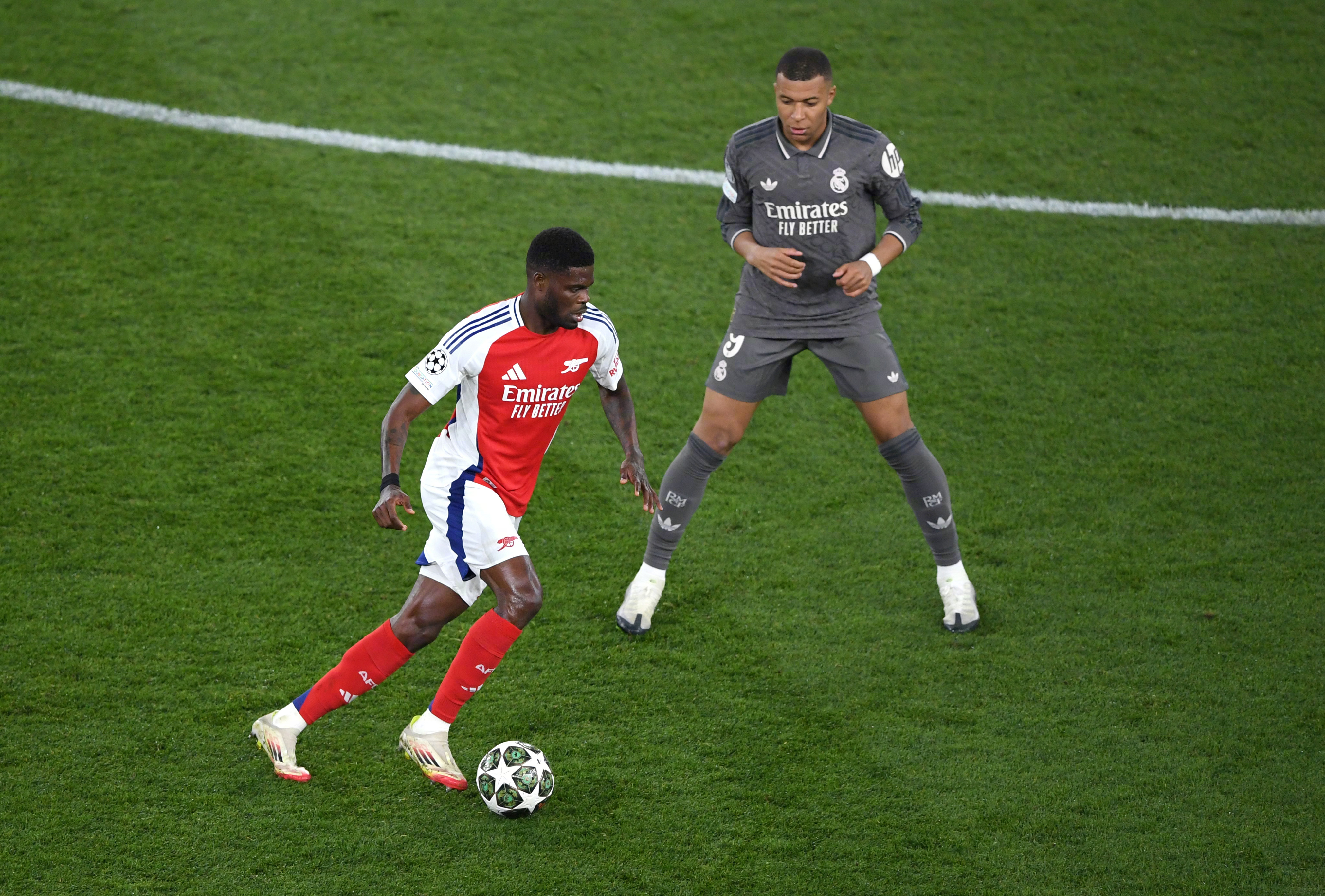 阿森纳险胜皇马,迪马利亚高光表现 阿森纳险胜皇马,迪马利亚高光表现