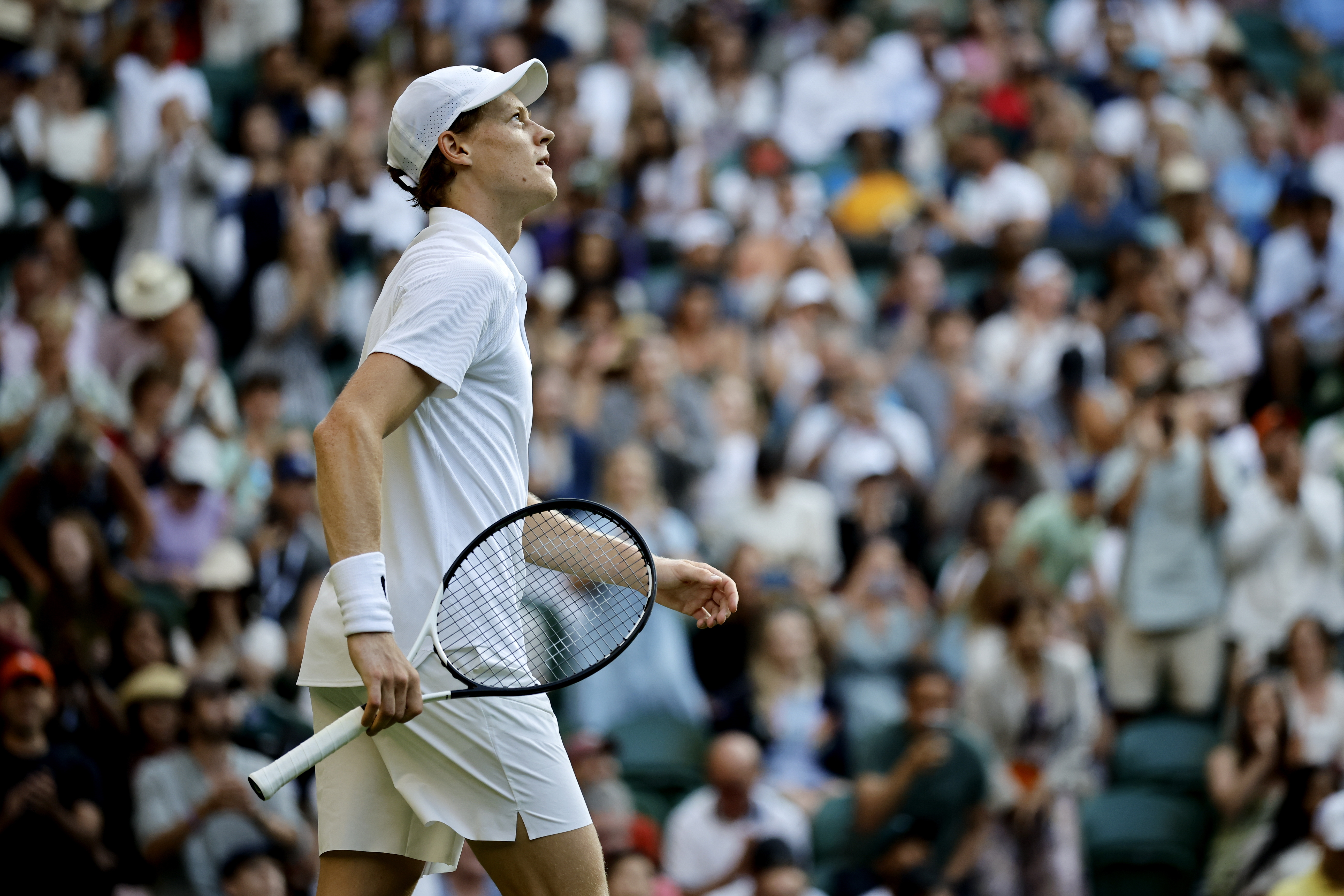 澳网轻取温网,辛纳带队取胜 澳网轻取温网,辛纳带队取胜