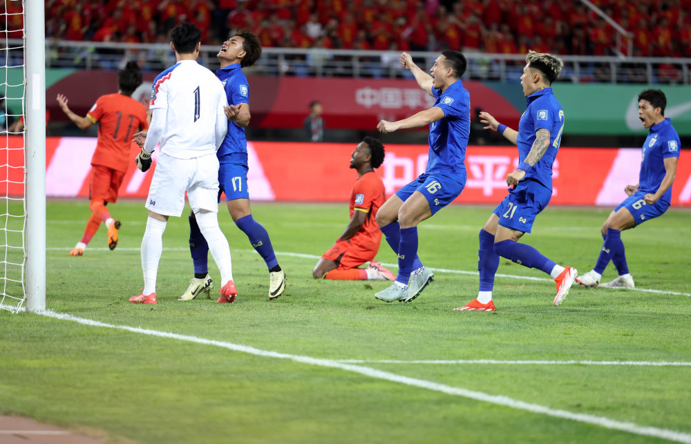 泰国队完胜中国队，黄鸭组合关键制胜