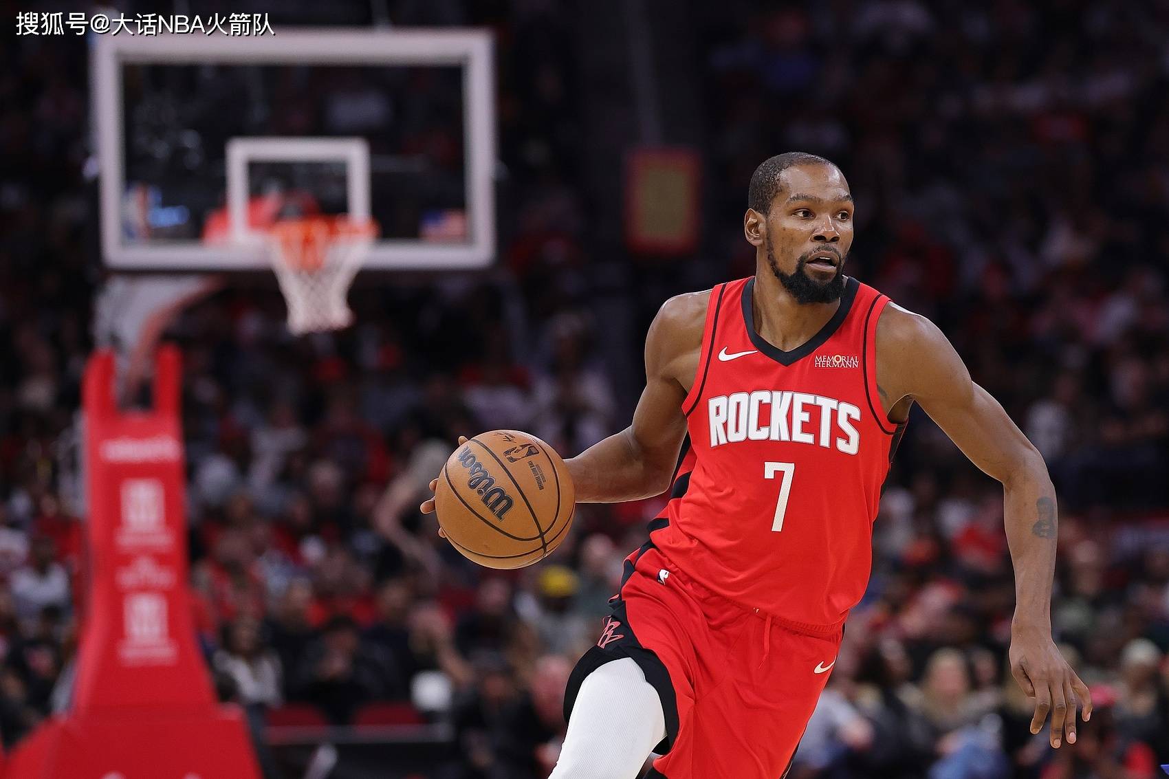 火箭横扫魔术，戈贝尔扛起全队