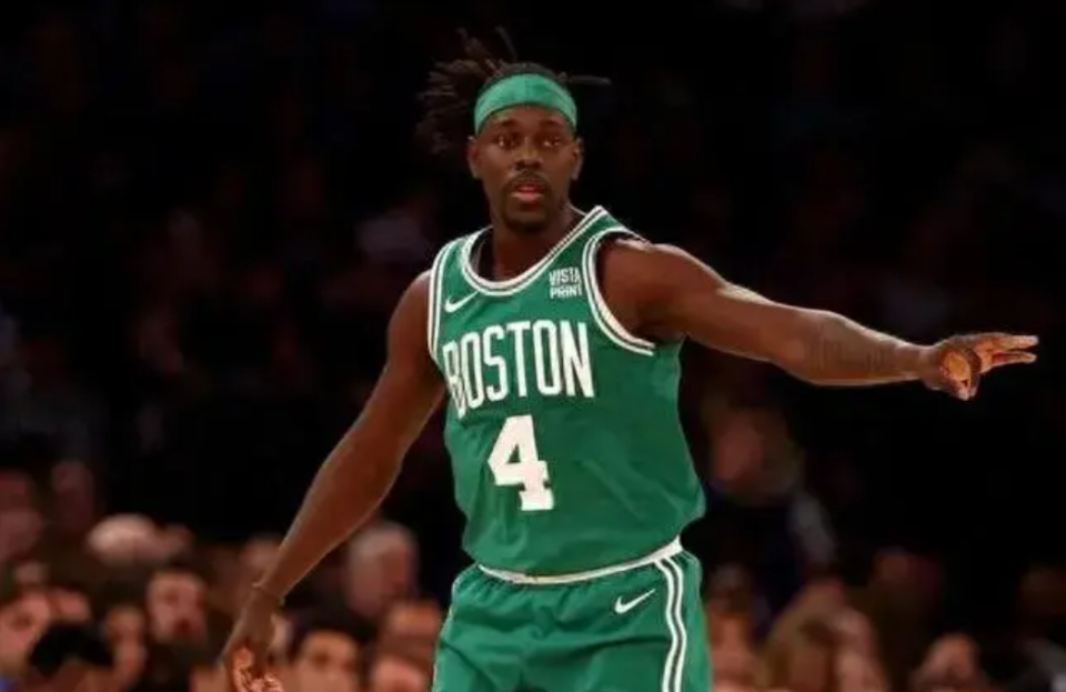 雄鹿翻盘独行侠,霍勒迪高光表现 雄鹿翻盘独行侠,霍勒迪高光表现