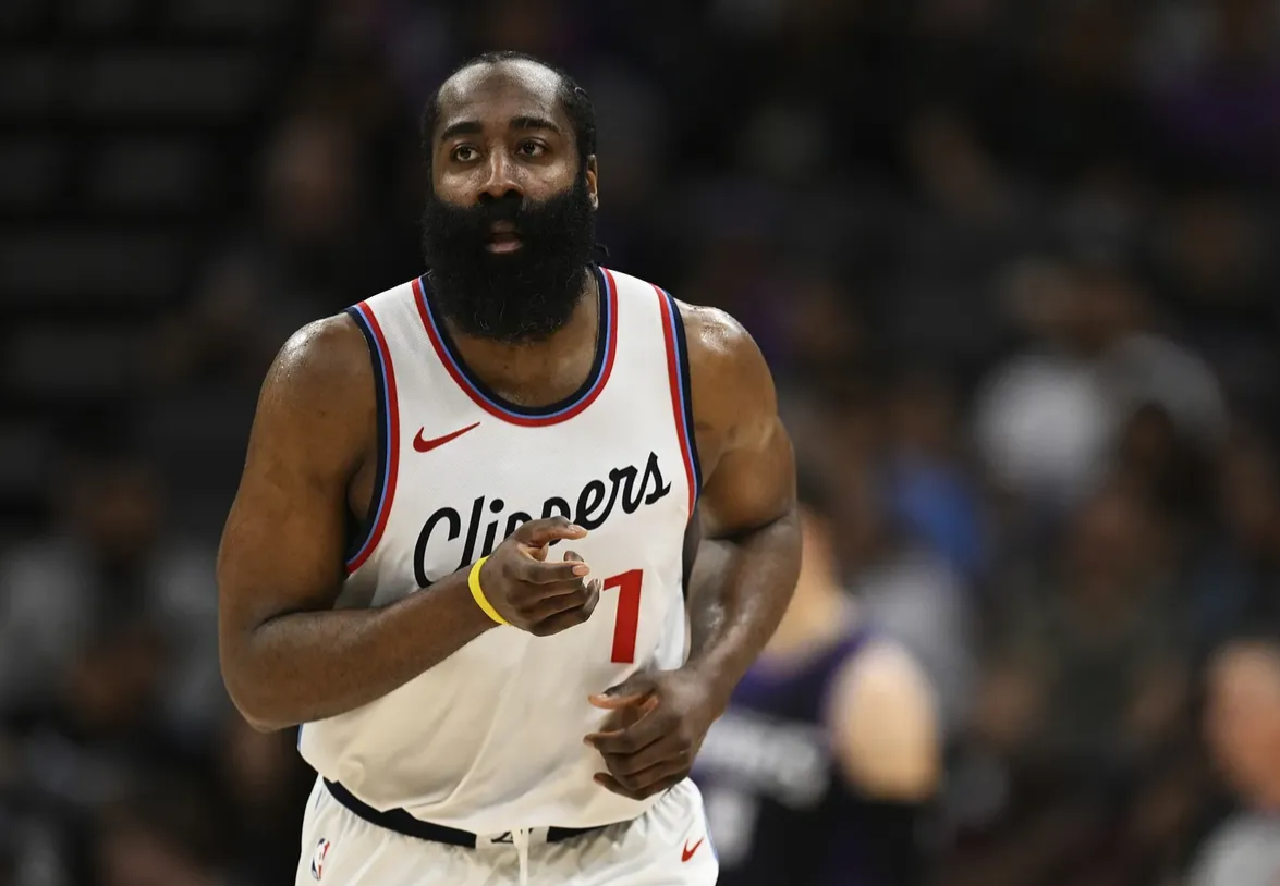 篮网绝杀太阳，范弗利特刷新纪录