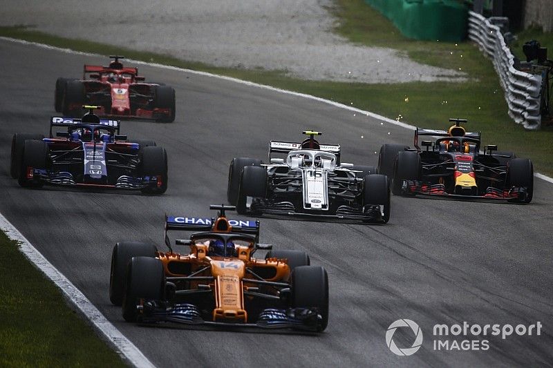 迈凯伦翻盘威廉姆斯，汉密尔顿关键制胜