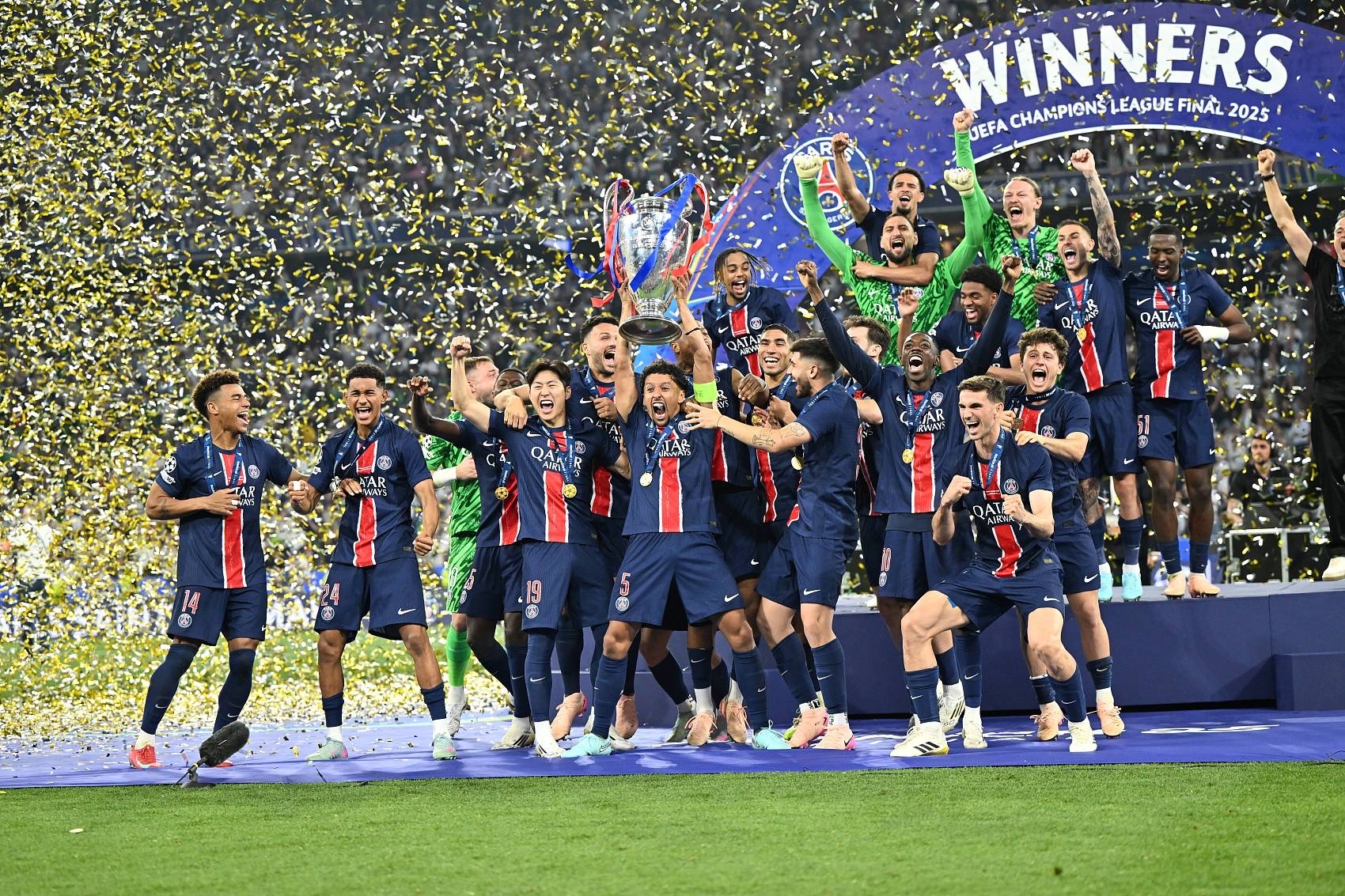 巴黎圣日耳曼遇南特，全力提升排名