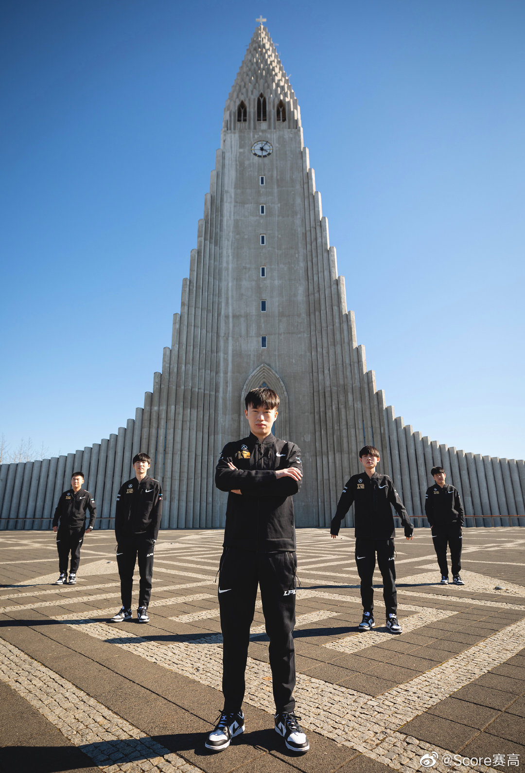 冰岛射击选手表现出色,赚取铜牌 冰岛射击选手表现出色,赚取铜牌